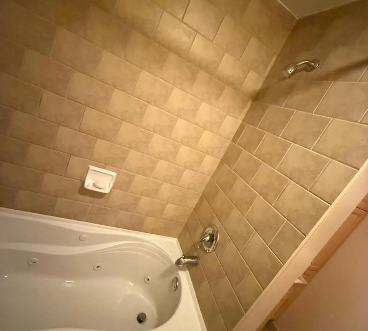 Homestay Toronto Pearson Airport Yyz Room- Free Parking & Wifi Mississauga